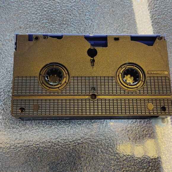 Disney's Lion King 1 and 1/2 - VHS Movie - Picture 5 of 7